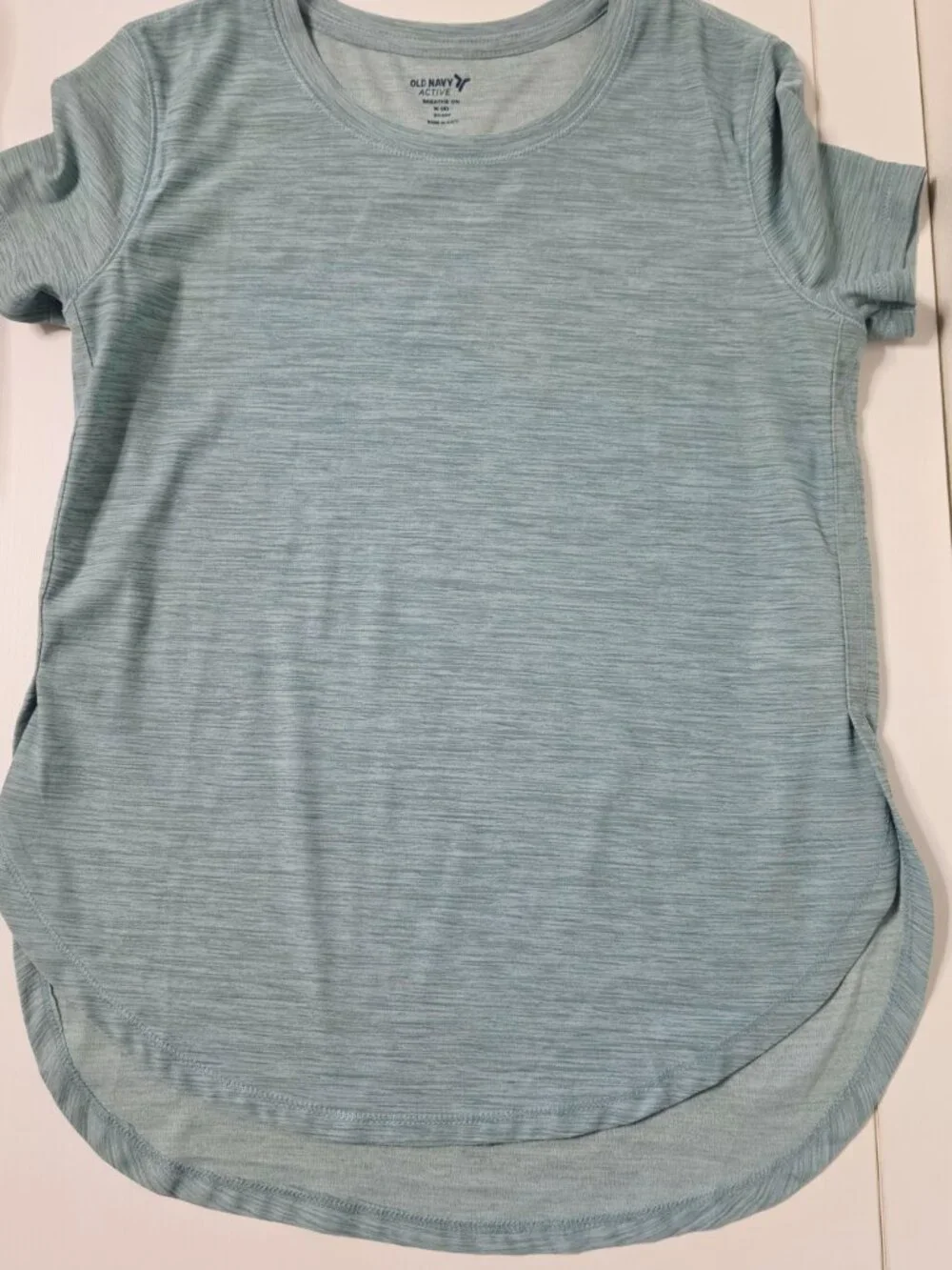 Old Navy Active Lot of 2 Girls Sz Medium 8 Go-Dry Short Sleeve Athletic Shirts